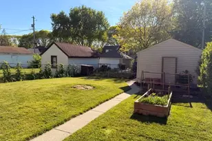 2407 S 78th St, West Allis, WI 53219 - Photo 34