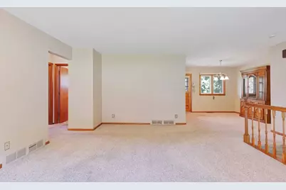 3736  Cliffside Dr, Shelby, WI 54601 - Photo 4