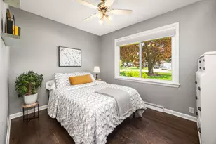N58W21772 Maclynn Dr, Menomonee Falls, WI 53051 - Photo 8