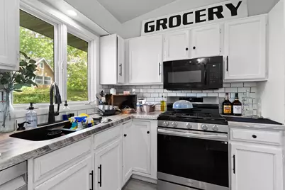 608  Ray St, Lake Mills, WI 53551 - Photo 14