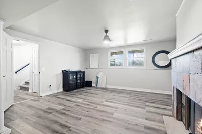 608  Ray St, Lake Mills, WI 53551 - Photo 20