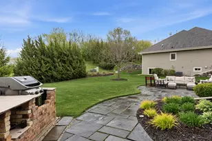 3967 Oakmont Trail, Waukesha, WI 53188 - Photo 40