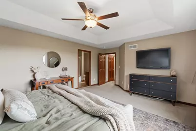 3967  Oakmont Trl, Waukesha, WI 53188 - Photo 22