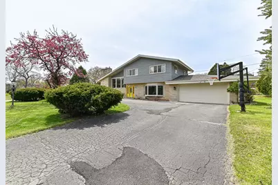 8947 N Santa Monica Blvd, Bayside, WI 53217 - Photo 6