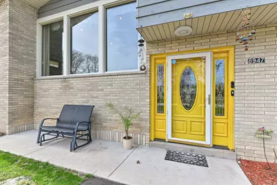 8947 N Santa Monica Blvd, Bayside, WI 53217 - Photo 8