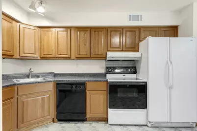 1430  Big Bend Rd #K, Waukesha, WI 53189 - Photo 10