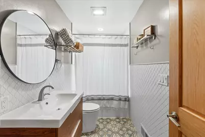 8613 W Ohio Ave, Milwaukee, WI 53227 - Photo 22