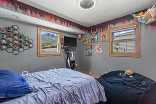 8613 W Ohio Ave, Milwaukee, WI 53227 - Photo 18