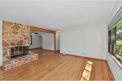 3633 S 158th St, New Berlin, WI 53151 - Photo 20