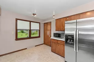 3633 S 158th St, New Berlin, WI 53151 - Photo 24