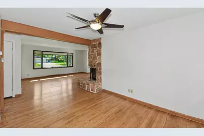 3633 S 158th St, New Berlin, WI 53151 - Photo 22