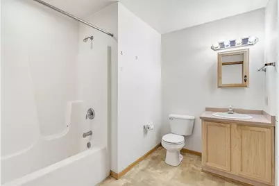 7307 N Port Washington Rd #315, Glendale, WI 53217 - Photo 20