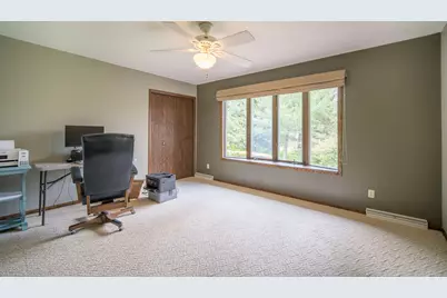 5307  Woodstone Dr, Hartford, WI 53086 - Photo 30