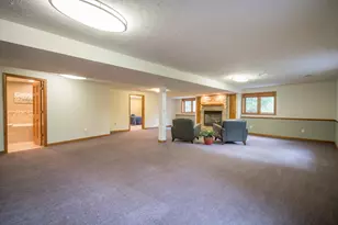 5307 Woodstone Dr, Hartford, WI 53086 - Photo 38