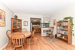 4265 S 68th St, Greenfield, WI 53220 - Photo 8