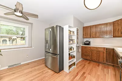4265 S 68th St, Greenfield, WI 53220 - Photo 12