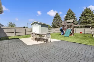 780 W Cardinal Cir, Oak Creek, WI 53154 - Photo 32