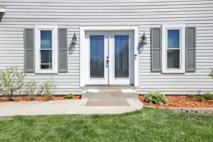 780 W Cardinal Cir, Oak Creek, WI 53154 - Photo 2