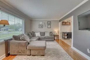 W164N9695 Water St, Germantown, WI 53022 - Photo 10