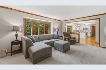S45W25745  Underwood Ct, Waukesha, WI 53189 - Photo 12