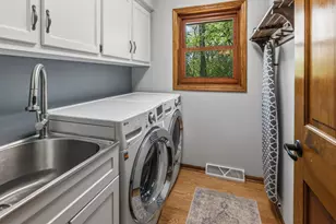 S45W25745 Underwood Ct, Waukesha, WI 53189 - Photo 16
