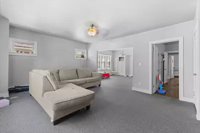 2713 N 44th St #2715, Milwaukee, WI 53210 - Photo 12
