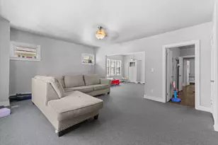 2713 N 44th St, Milwaukee, WI 53210 - Photo 12