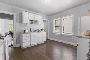 2713 N 44th St, Milwaukee, WI 53210 - Photo 16
