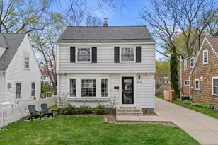 4634 N Idlewild Ave, Whitefish Bay, WI 53211 - Photo 1
