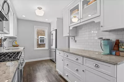 4634 N Idlewild Ave, Whitefish Bay, WI 53211 - Photo 14