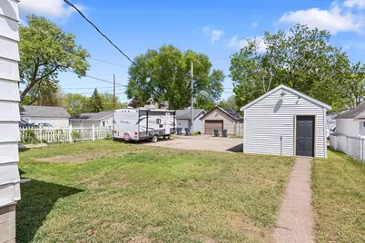 2231  14th St, La Crosse, WI 54601 - Photo 14