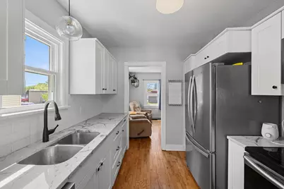 2231  14th St, La Crosse, WI 54601 - Photo 6