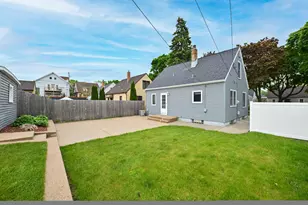 3131 S Burrell St, Milwaukee, WI 53207 - Photo 4
