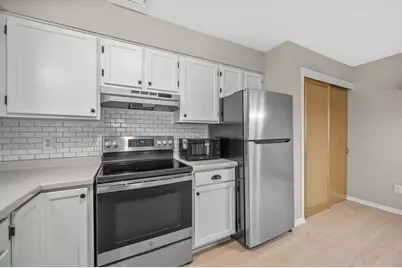 S75W16788  Jacob Ct, Muskego, WI 53150 - Photo 6
