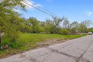 3431 S Shore Dr, Richfield, WI 53033 - Photo 14
