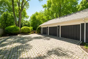 225 W Nokomis Ct, Fox Point, WI 53217 - Photo 4