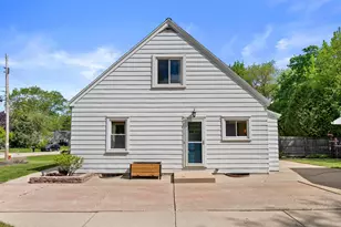 8076 N 45th St, Brown Deer, WI 53223 - Photo 32