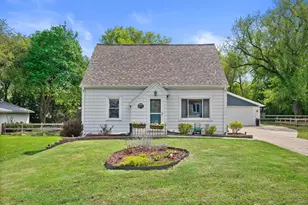8076 N 45th St, Brown Deer, WI 53223 - Photo 2