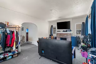 1026 S 14th St, Manitowoc, WI 54220 - Photo 6