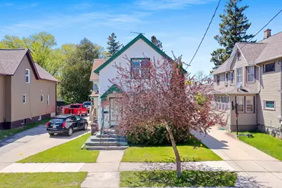 1026 S 14th St, Manitowoc, WI 54220 - Photo 30