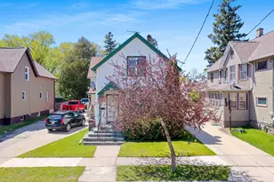 1026 S 14th St, Manitowoc, WI 54220 - Photo 30