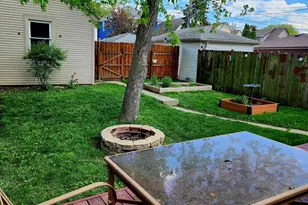 2126 S 77th St, West Allis, WI 53219 - Photo 4