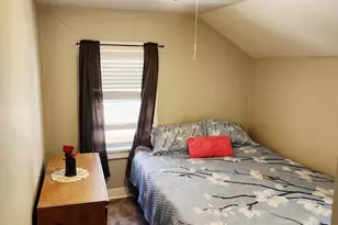 2126 S 77th St, West Allis, WI 53219 - Photo 20
