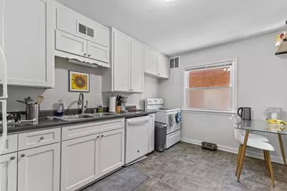 4022 N Newhall St #4024, Shorewood, WI 53211 - Photo 8