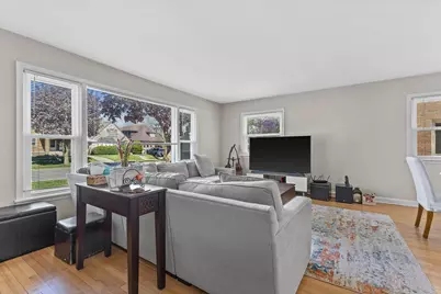 4022 N Newhall St #4024, Shorewood, WI 53211 - Photo 6