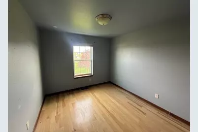 1203  Hazelcrest Dr, Watertown, WI 53094 - Photo 8