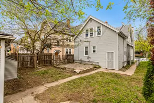 2631 N 40th St, Milwaukee, WI 53210 - Photo 34