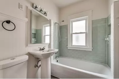 2631 N 40th St, Milwaukee, WI 53210 - Photo 14