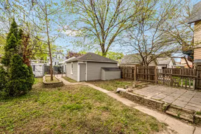 2631 N 40th St, Milwaukee, WI 53210 - Photo 32