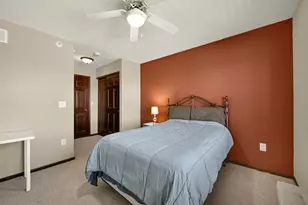 2849 W Drexel Ave, Franklin, WI 53132 - Photo 22